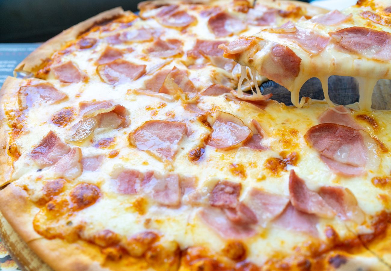 pizza de jamón y queso